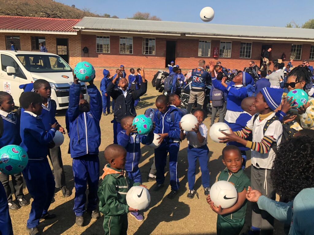 Rotarian brings FUN to School at Legendary Battle Site