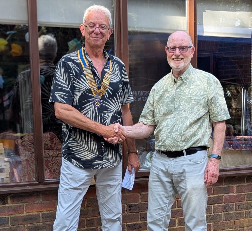 Leighton Linslade Rotary hands over to new President Leighton Linslade Rotary hands over to new President